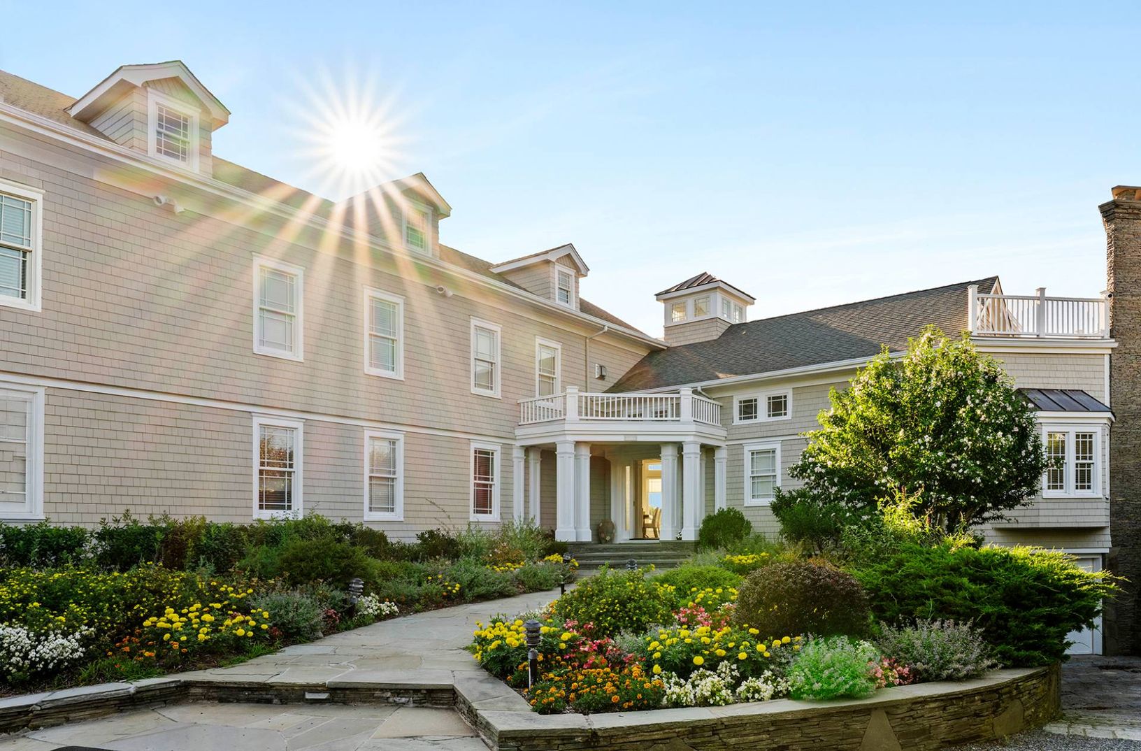  Stunning Property