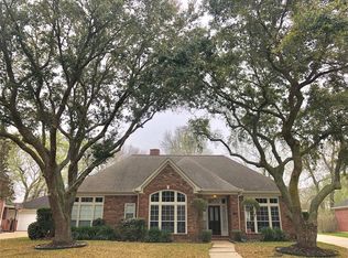 5102 Cambridge St, Sugar Land, TX 77479