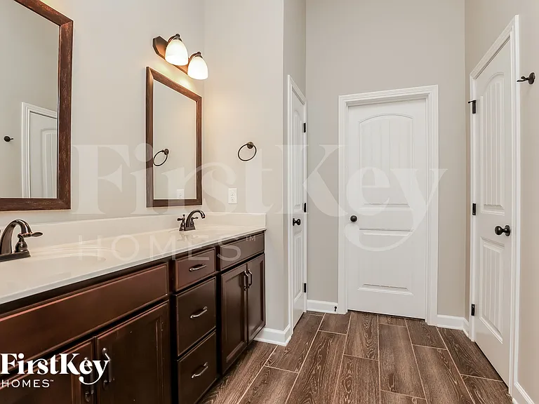 1034 Christian James Ct — Photo 9