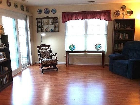 Light & Bright Living Room