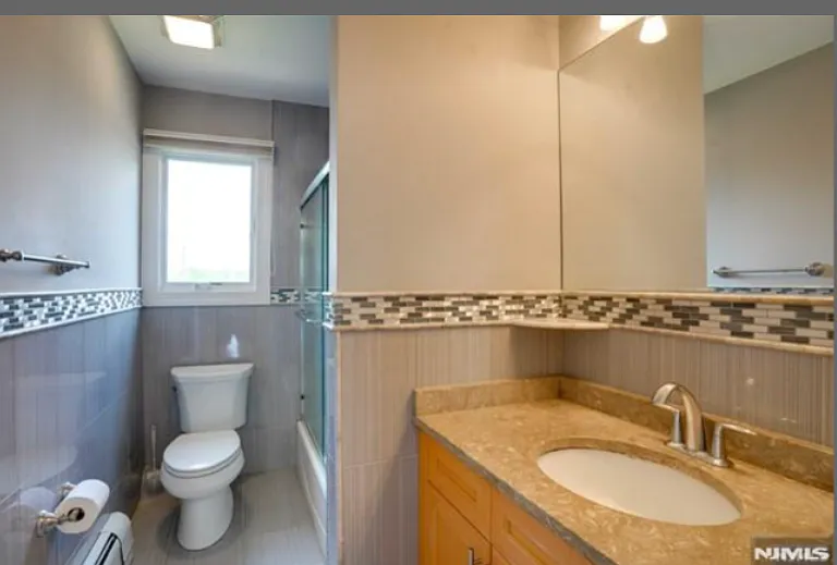 415 Westview Pl — Photo 16