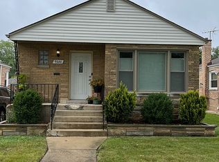 9644 S Mozart Ave, Evergreen Park, IL