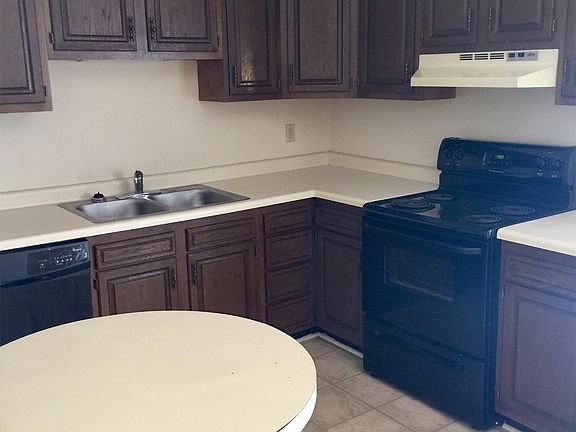 4th image of 9009 Countryside Ln #A