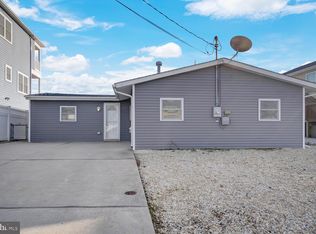 41 Lake Huron Dr, Little Egg Harbor, NJ 08087