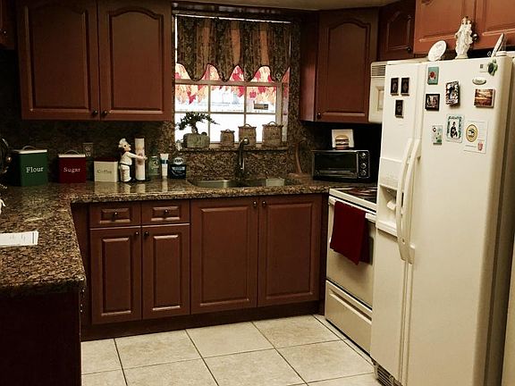 3rd image of 891 Flamango Ct W