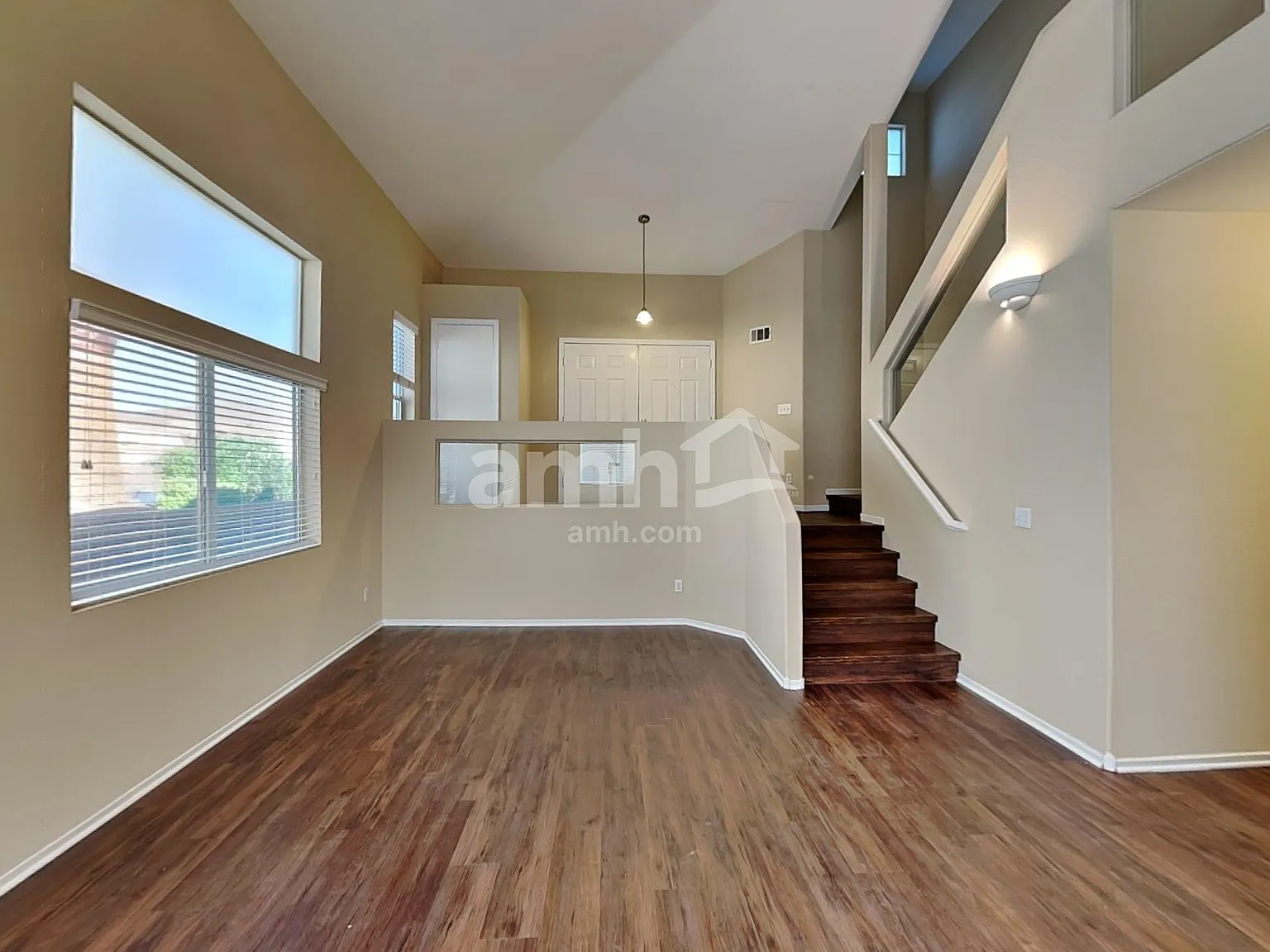 4 bed, 3.0 bath, 2085 sqft, $2,710 — Photo 4