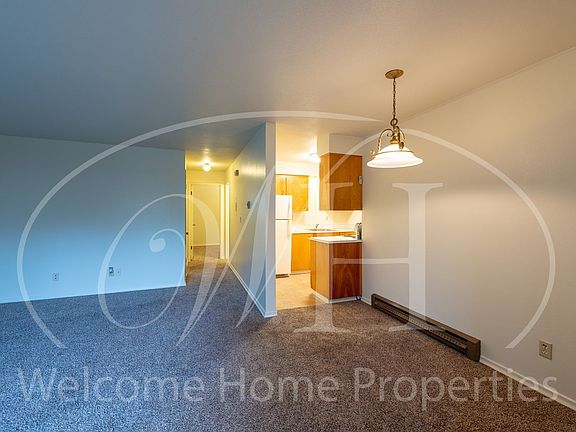 5th image of 420 Catherine St APT 12