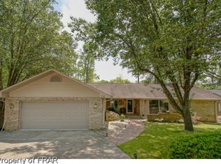 716 Darwin Ct, Sanford, NC 27332