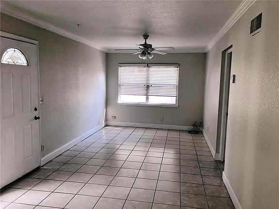 3rd image of 2612 1/2 Coolidge Ave