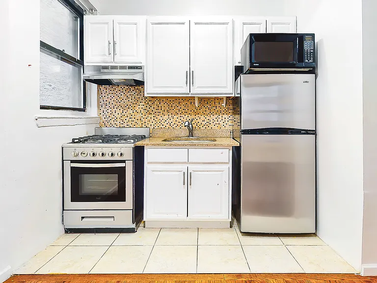 2419 Adam Clayton Powell Jr Blvd #3D — Photo 5