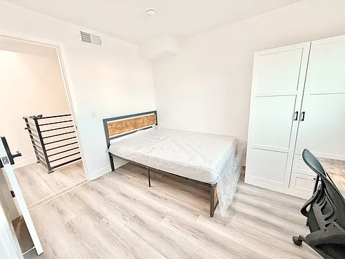 Floor plan 1331 W 36th St