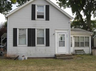 212 Washington St, Pekin, IL