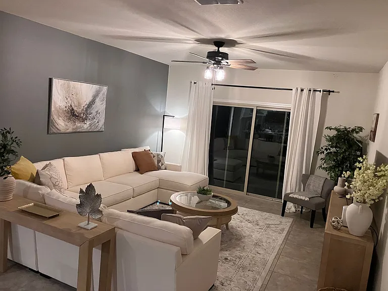 30998 W Earll Dr — Photo 12
