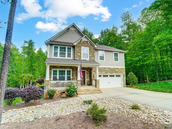 1612 Springfield Dr, Waxhaw, NC 28173