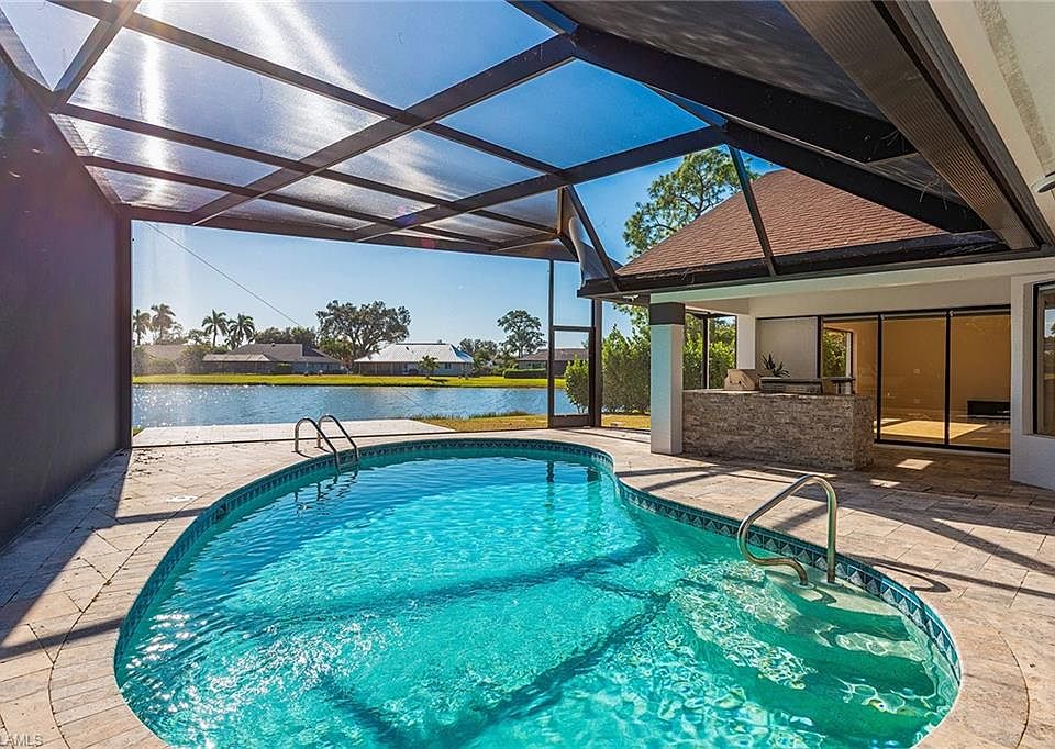 1st image of 2330 Queens WAY