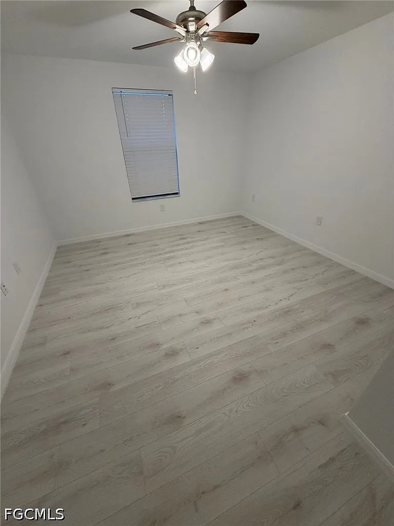 5 bed, 3.0 bath, 3343 sqft, $2,795 — Photo 4