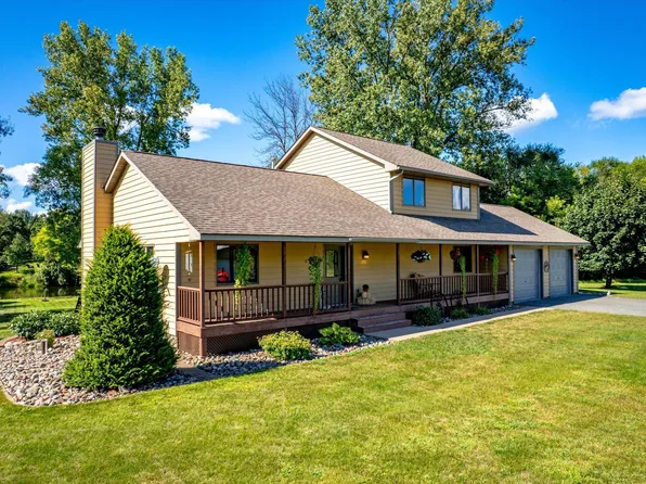 1152 County Road C, New Richmond, WI 54017