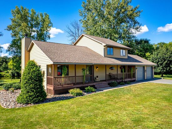 1152 County Road C, New Richmond, WI 54017