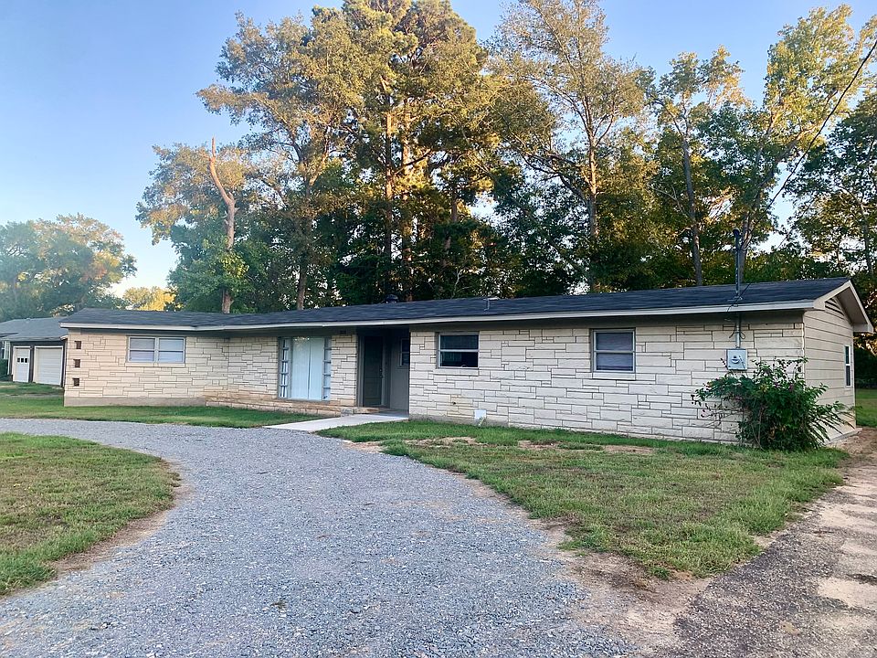 1st image of 302 W Martindale Dr