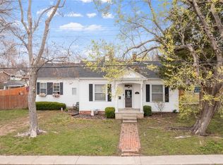 206 E Throp St, Troy, IL
