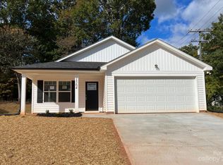 1564 17th Ave SW, Hickory, NC 28602