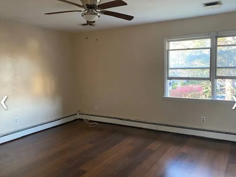 Rocco Dr — Photo 5