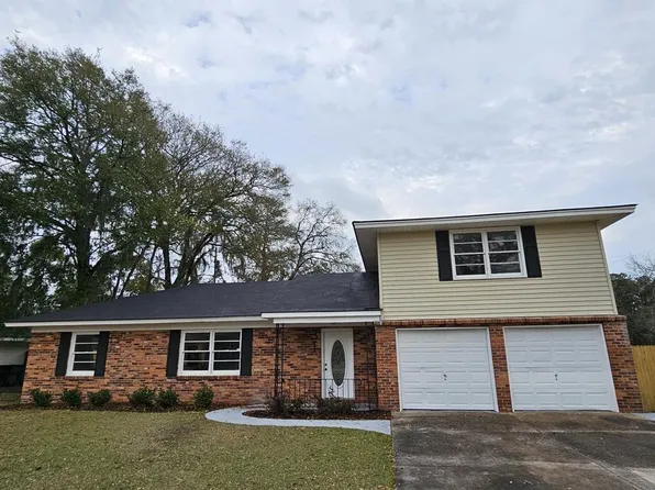 31 Broadmoor Cir, Savannah, GA 31406