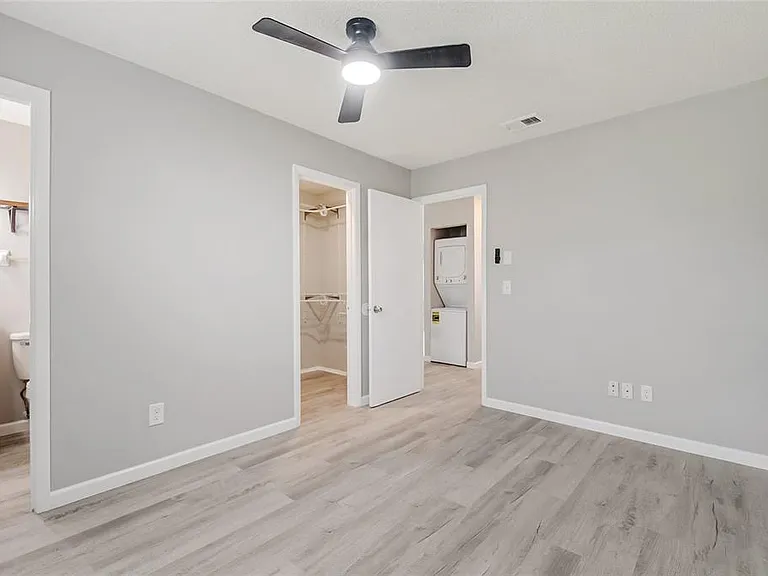 106 Lake Villa Way — Photo 13