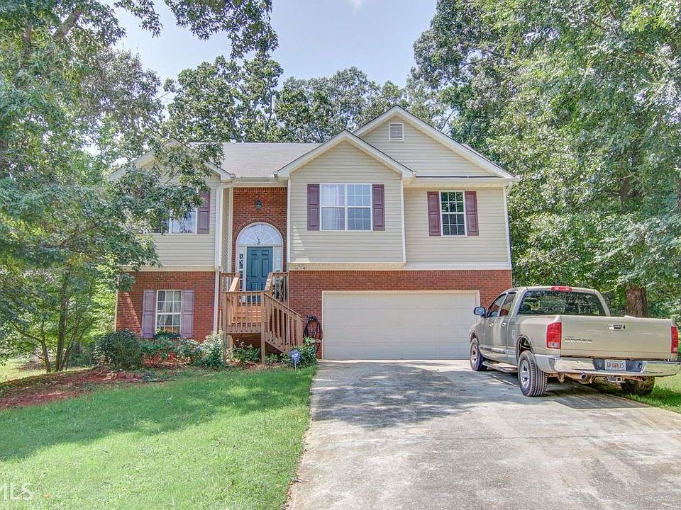 1st image of 55 Parkwood Dr