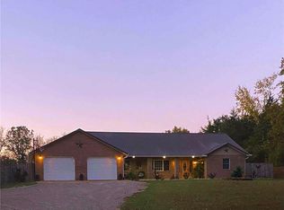 43259 Ely Br, Perry, MO 63462