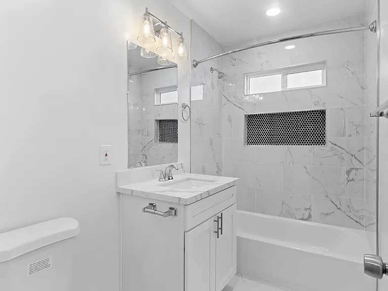 3823 Marlborough Ave #3823 — Photo 6