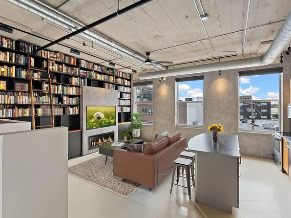 918 N 3rd St Unit 305, Minneapolis, MN 55401