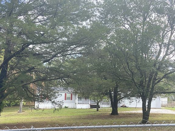 3rd image of 8122 Hobart Dr
