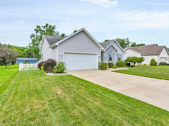 2nd image of 502 Illinois Dr