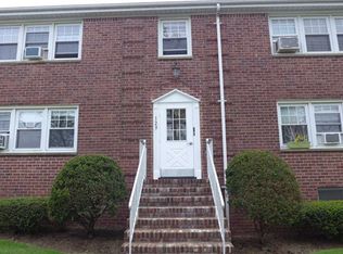 129 Howland Ave APT 1A, River Edge, NJ 07661