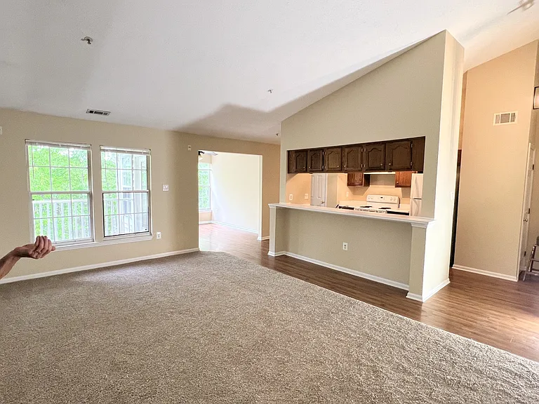 904 Cedar Crest Ct #2 — Photo 9