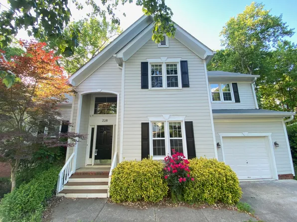 228 Mint Hill Dr, Cary, NC 27519