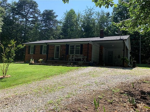5th image of 290 Rollingwood Dr