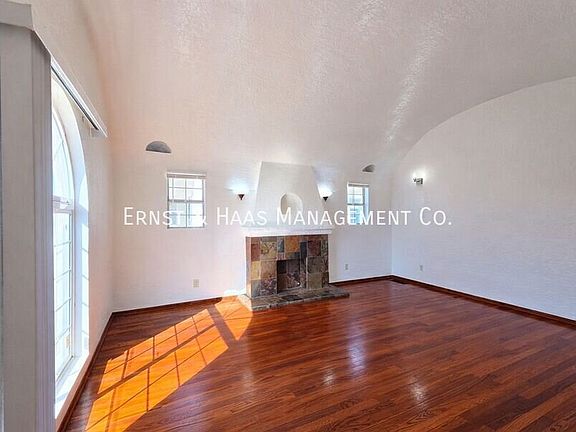 4th image of 5426 Lewis Ave