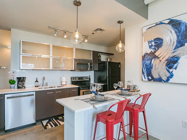 2115 Yeaman Pl #306 — Photo 32