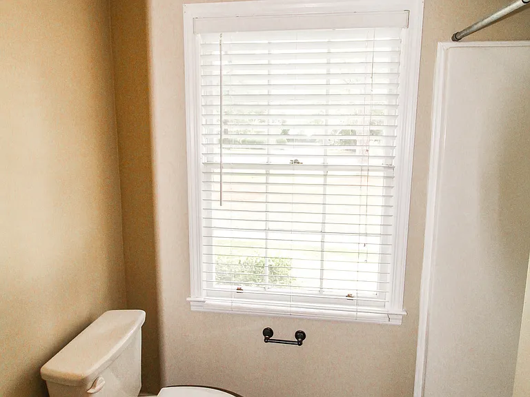 116 Greenbriar Trl — Photo 4