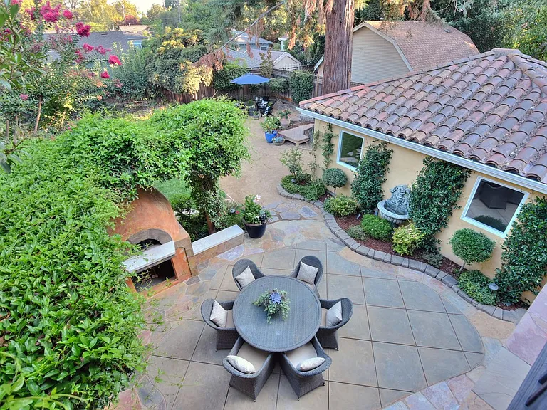 1190 Willow Glen Way — Photo 45
