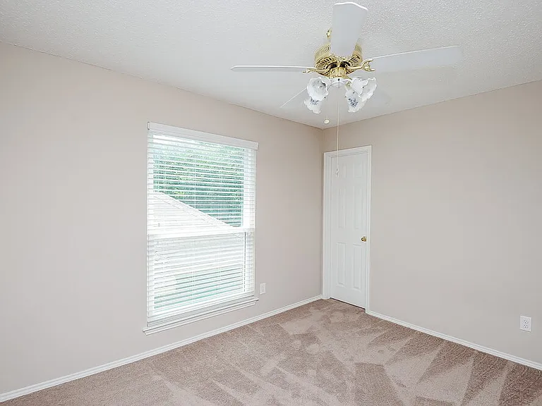 5029 Lodgepole Ln — Photo 15