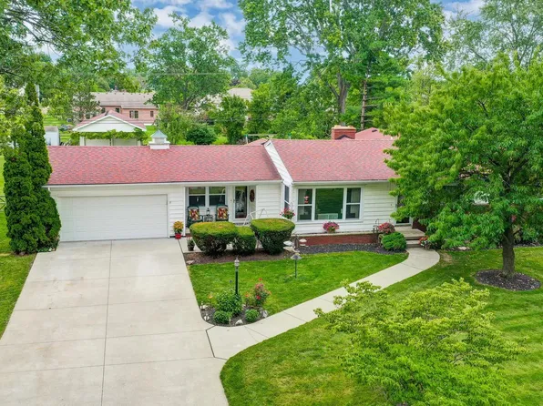 348 Ruff Dr, Monroe, MI 48162