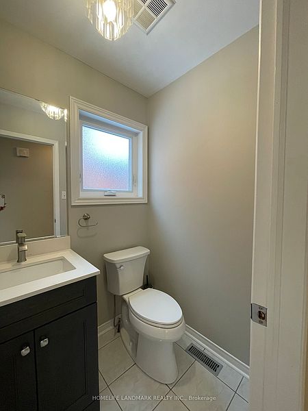 Burlington House for rent - 3 Bedrooms — photo 2