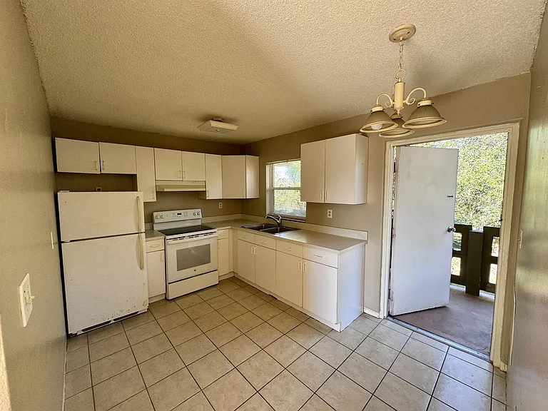 311 Francis Dr #2 — Photo 28