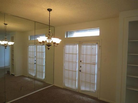 2nd image of 7525 Holly Hill Dr APT 33