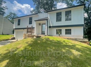 10500 Worthington Hills Mnr, Roswell, GA 30076
