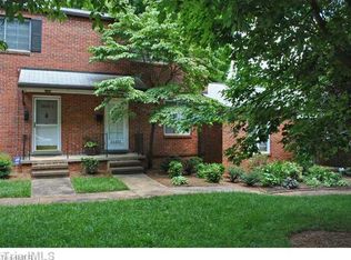 2625 E Greenbrier Rd UNIT E, Winston Salem, NC 27104