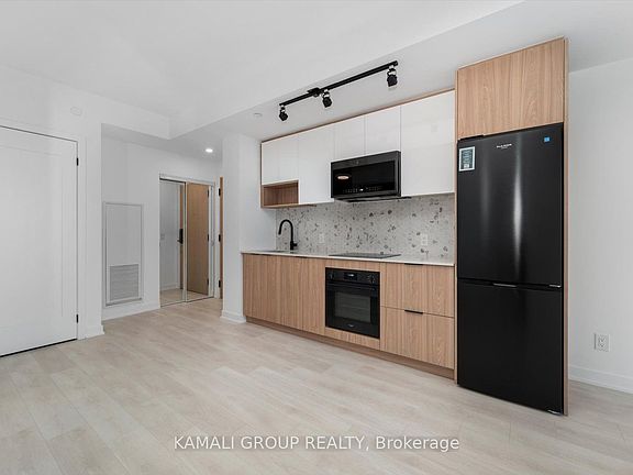 3rd image of 5 Defries St #3613